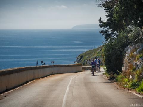 nedförsbacke till adriatiska havet