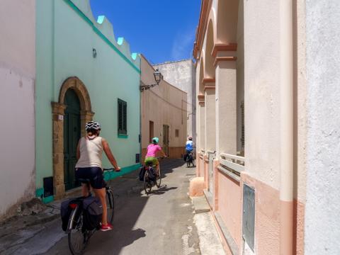 Guided cycling holiday Salento bici tour