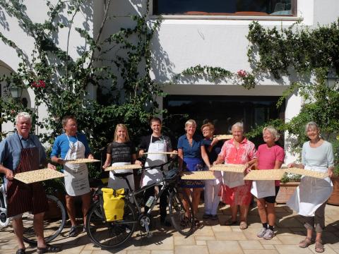 wine tasting bike tour